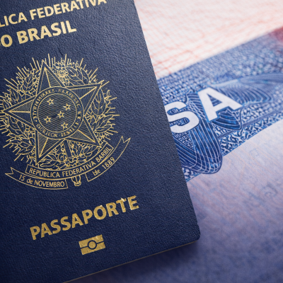 EUA suspendem vistos de imigrante para 75 países: o que muda para brasileiros em 2026